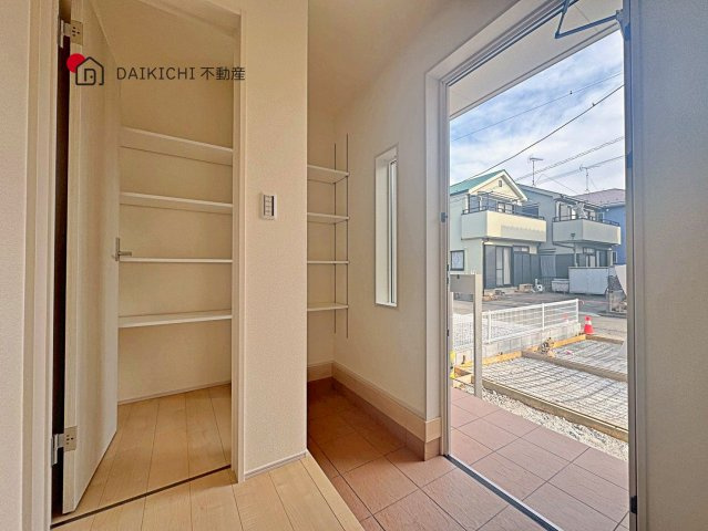 【居間・リビング】 | 鴻巣市東第4　Livele Garden.S　新築戸建　全4棟　2号棟