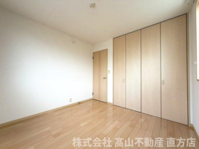 ヴィサージュ本城D棟の洋室