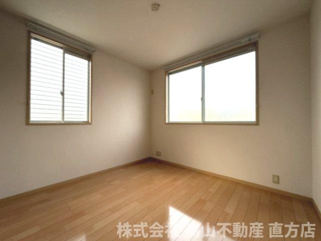 ヴィサージュ本城D棟の洋室