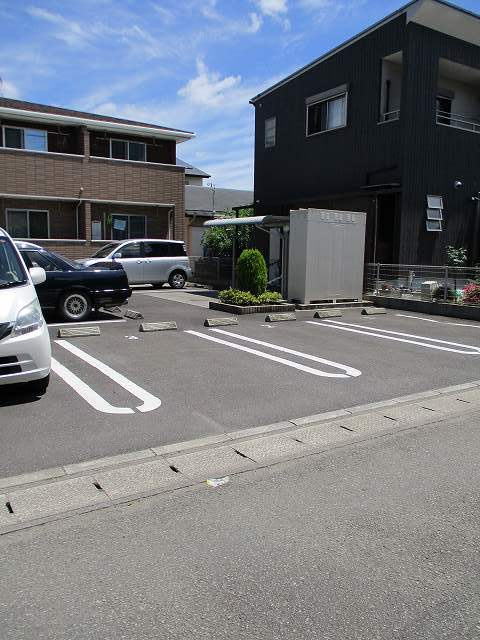 ブリーゼ楓の駐車場|駐車場