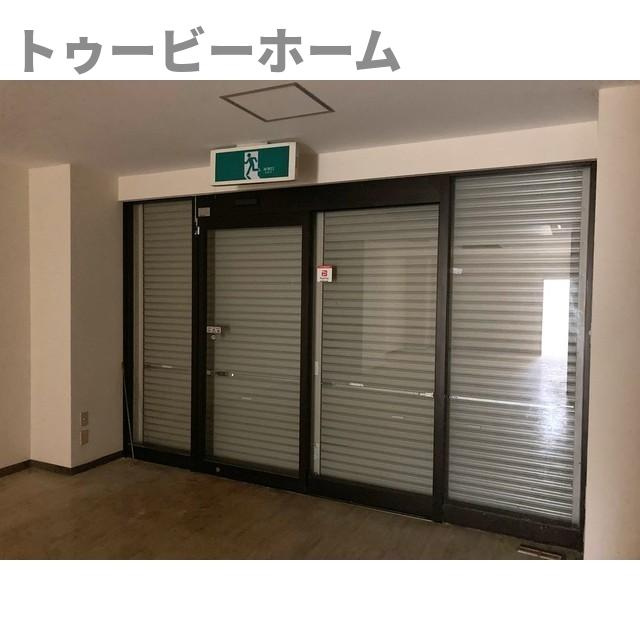 SIDEPLACE SAKADOの玄関|明るい玄関です