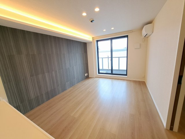 Ｆａｍｉｌｉａｒ　Ｏｇｏの居間・リビング