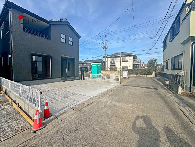 【前面道路含む現地写真】 | 鴻巣市東第4　Livele Garden.S　新築戸建　全4棟　3号棟