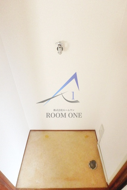 コーポ錦の設備|洗濯機置き場です。