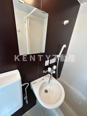 【洗面所】 | ターキーズ田園調布第一 | 広い洗面スペース