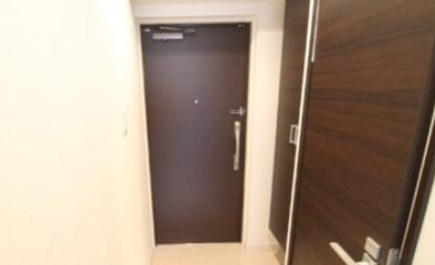 スプランディッドⅡの玄関