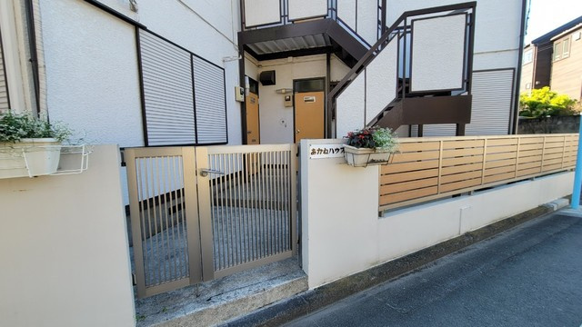 あかねハウスのエントランス