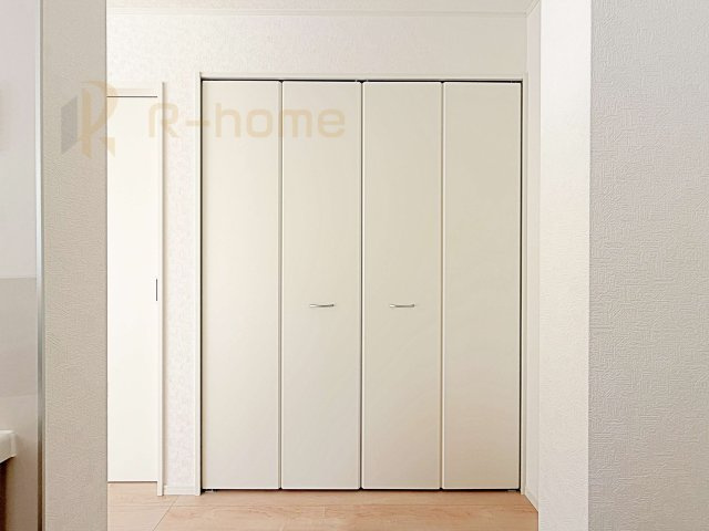 常総市新石下第8　新築戸建て　2号棟の収納|キッチンパントリーとしても活用できる収納！