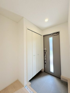 【玄関】 | 比企郡川島町伊草　新築分譲　東武東上線『川越駅』バス21分　【伊草小学区】