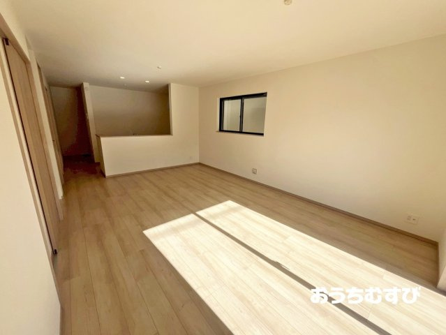 守山区川西2丁目 （全3棟）の居間・リビング