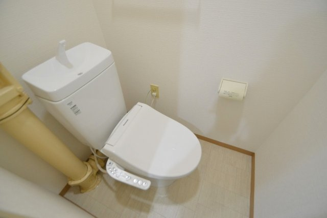 広島市西区己斐本町２丁目の賃貸マンションのトイレ