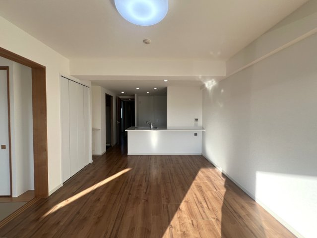 当社スタッフが住んでいるからこそ分かるコトがある！【レーベンリヴァーレ横濱鶴ヶ峰ヒルズ】リフォームの居間・リビング