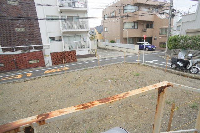 上目黒５　土地の外観|☆建築条件なし・お好きなハウスメーカーで建築可能
☆周囲には総合病院や広大な公園あり
☆建築参考プランございます！