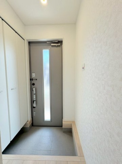 【玄関】 | 比企郡川島町伊草　新築分譲　東武東上線『川越駅』バス21分　【伊草小学区】