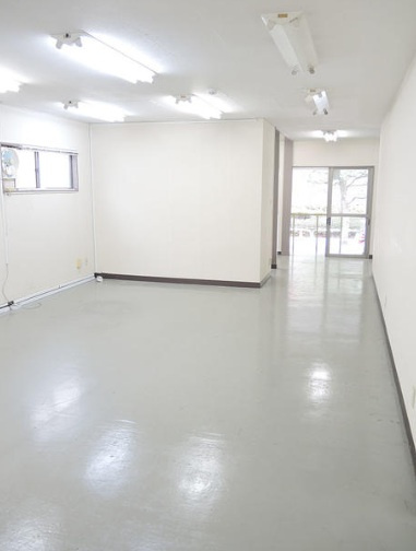 文京区水道１丁目の倉庫