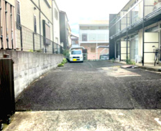 ドリームハイツの駐車場