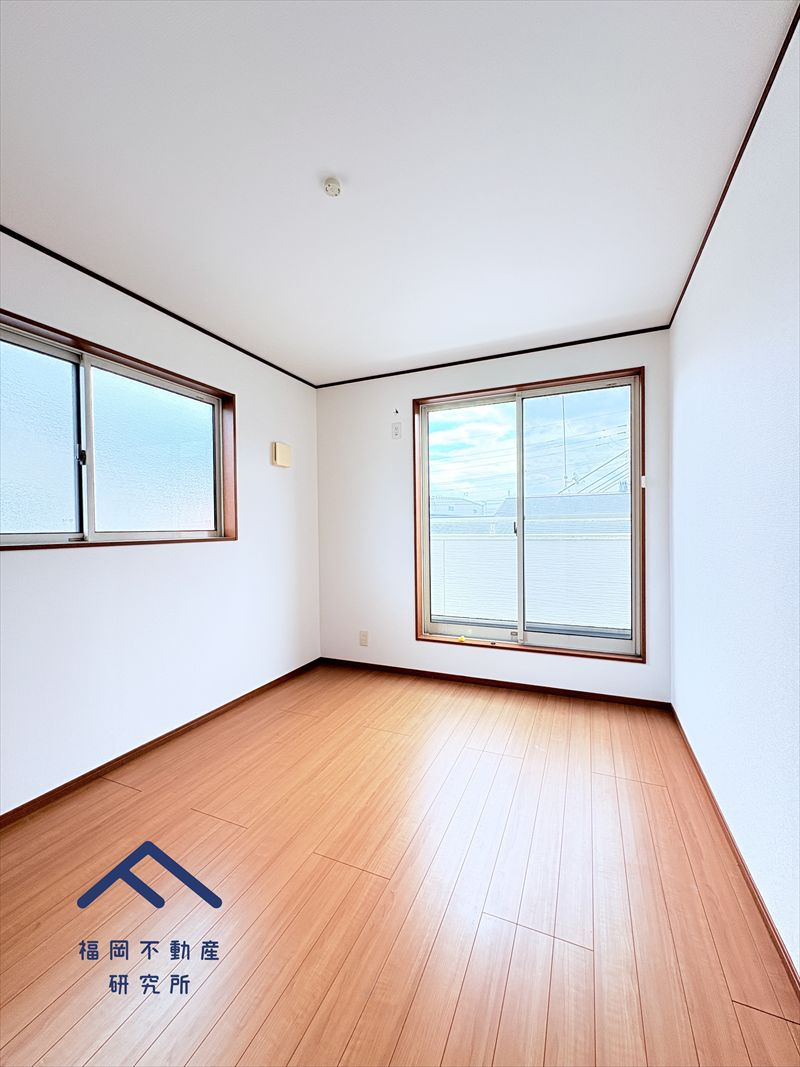 筑紫野市岡田３丁目 戸建ての洋室