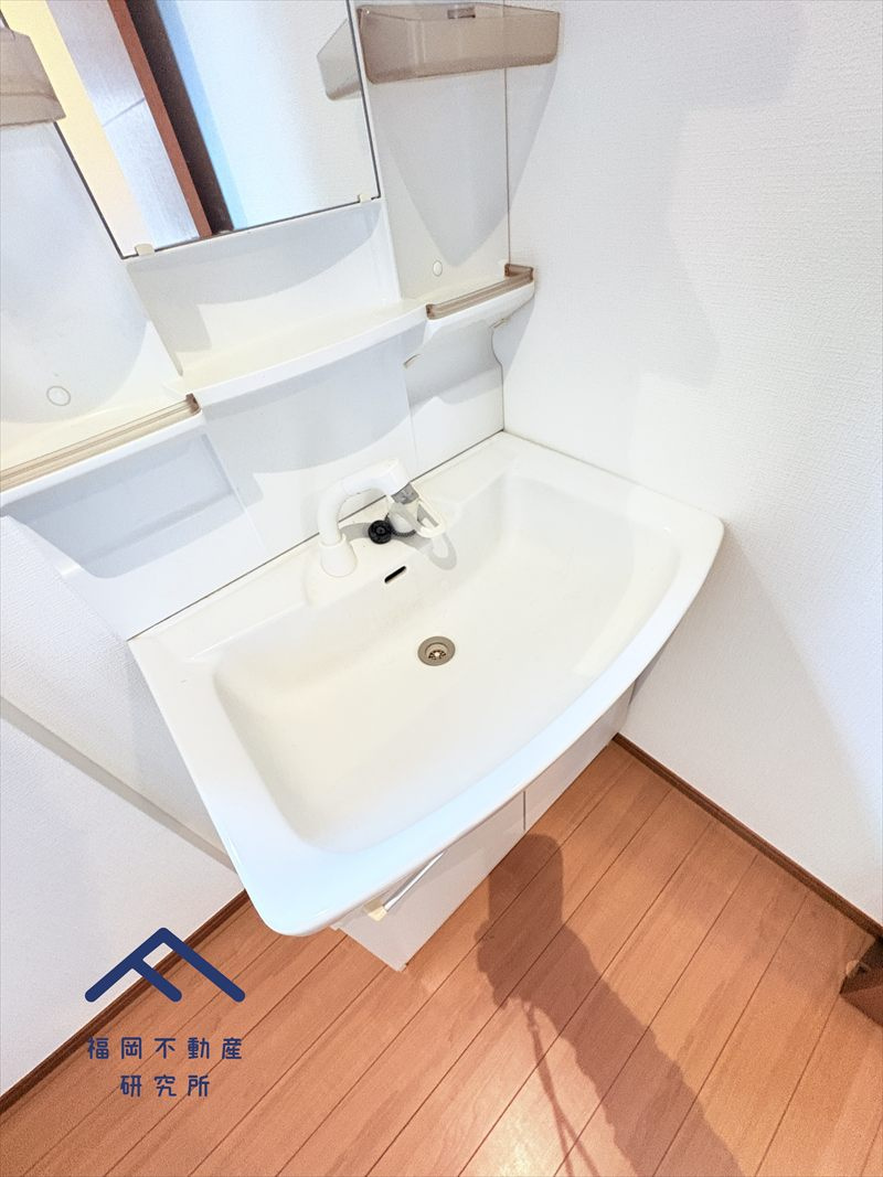 筑紫野市岡田３丁目 戸建ての独立洗面台