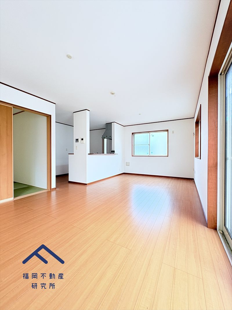 筑紫野市岡田３丁目 戸建ての居間・リビング