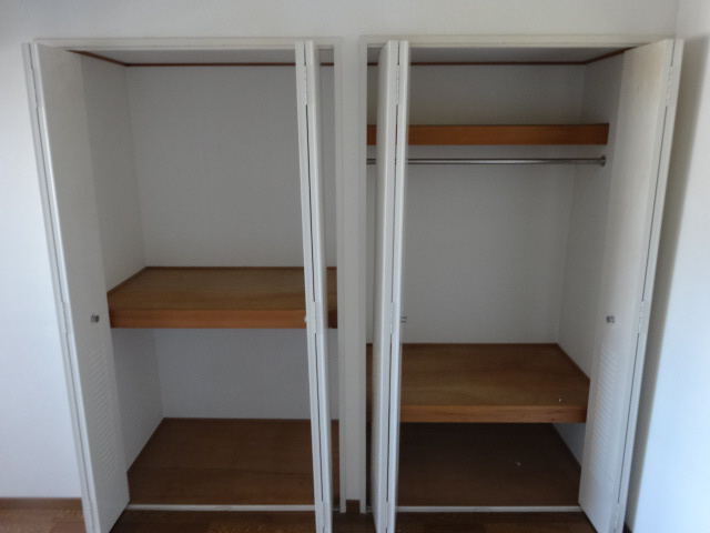 朝日プラザ野里北野町の収納