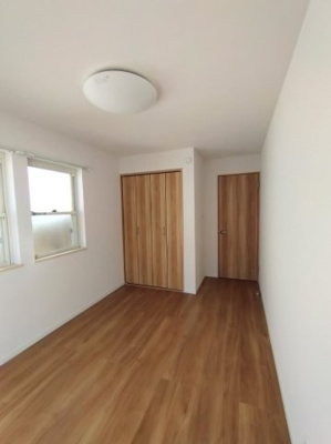 【洋室】 | 世田谷区祖師谷六丁目戸建 | 明るい洋室です