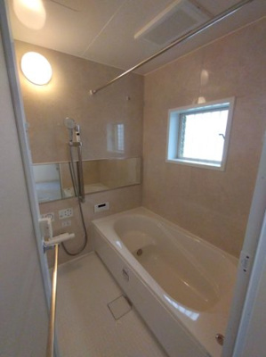 【浴室】 | 世田谷区祖師谷六丁目戸建 | お風呂で日々の疲れを落としましょう