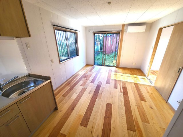 茂原市下永吉の一戸建ての居間・リビング