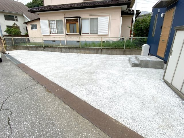 茂原市下永吉の一戸建ての駐車場