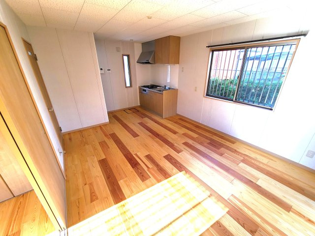 茂原市下永吉の一戸建ての居間・リビング