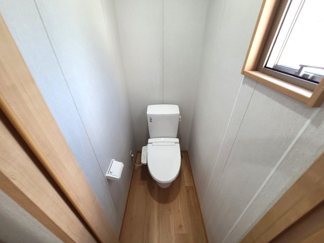 茂原市下永吉の一戸建てのトイレ