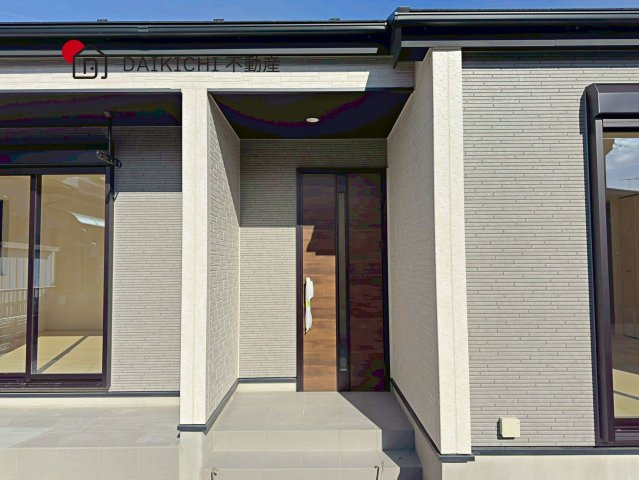 【玄関】 | 行田市矢場　GRAFARE PREMIER　新築戸建　全2棟　1号棟