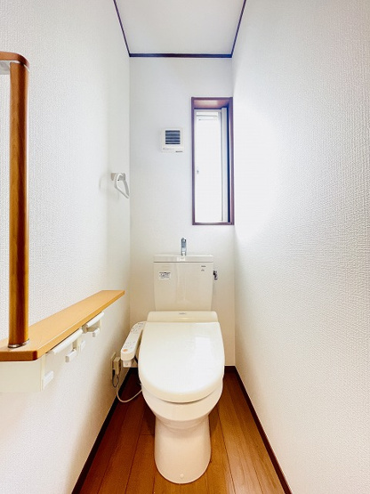 【トイレ】 | 筑紫野市岡田3丁目　戸建て