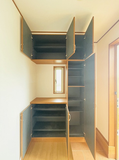 【玄関】 | 筑紫野市岡田3丁目　戸建て