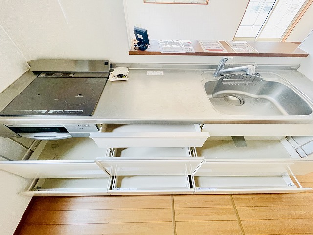 【キッチン】 | 筑紫野市岡田3丁目　戸建て