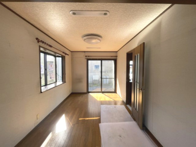 【居間・リビング】 | 真岡市熊倉4LDK中古住宅