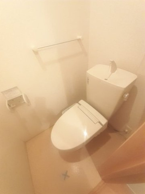【トイレ】 | フレスコリーリオⅢ | ゆったりとした空間のトイレです
