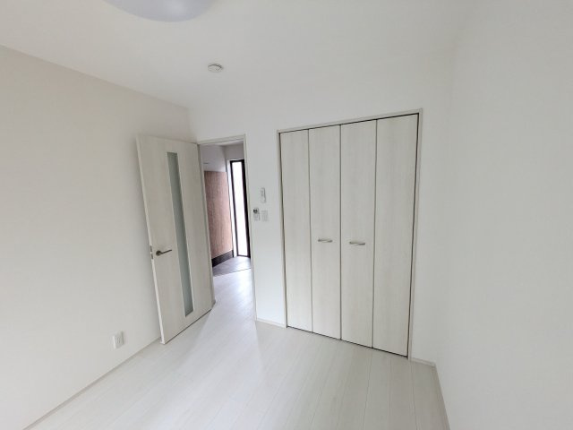 Yanokuchi Baseの洋室