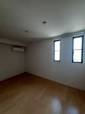 【内装】 | アンジュ | 内装は落ち着いています