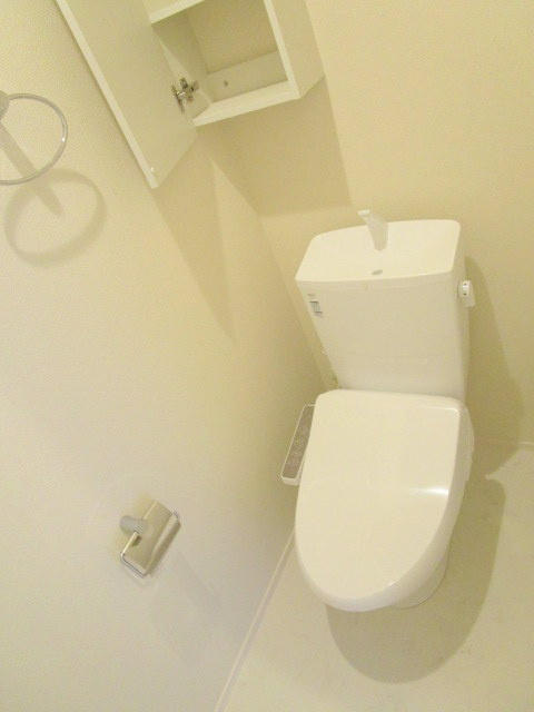 ＢＯＲＩＫＩいちかわ 南棟のトイレ|★温水洗浄便座付き★