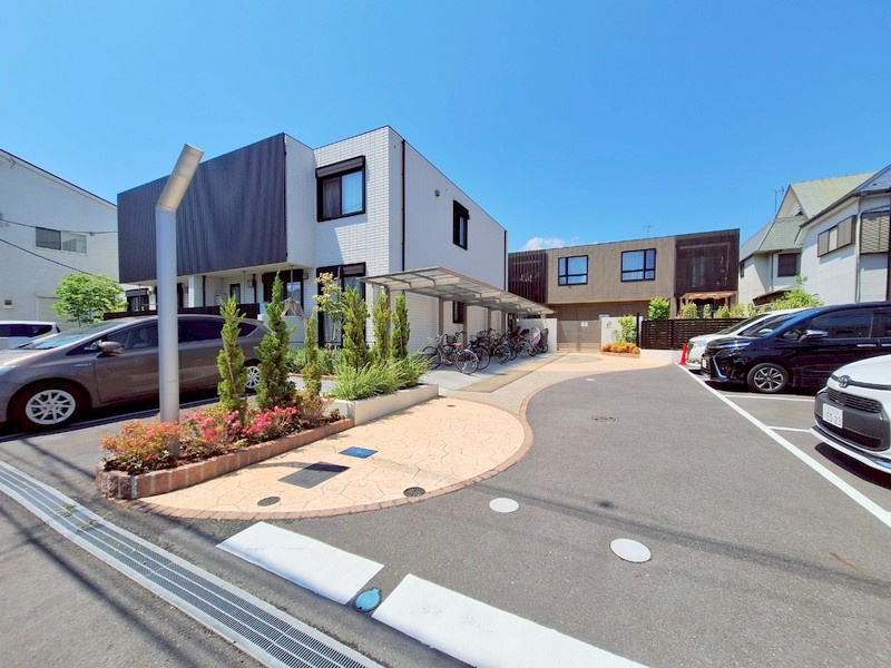 ＢＯＲＩＫＩいちかわ 南棟のその他共用部分|★屋根有駐輪スペース★