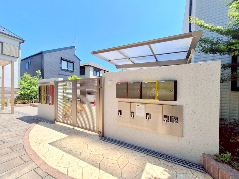 ＢＯＲＩＫＩいちかわ 南棟のセキュリティ|★宅配BOX★