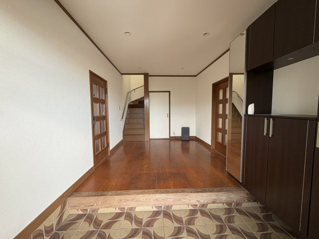 和歌山市関戸5丁目・中古戸建・54710の玄関