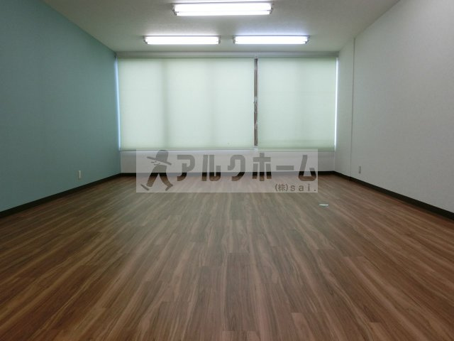 西村ビルの内装|柏原市国分本町1丁目