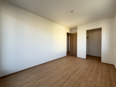 【洋室】 | 沖縄市大里（限定1棟） | ※同仕様写真です