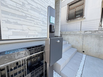 【居間・リビング】 | 沖縄市大里（限定1棟） | ※同仕様写真です