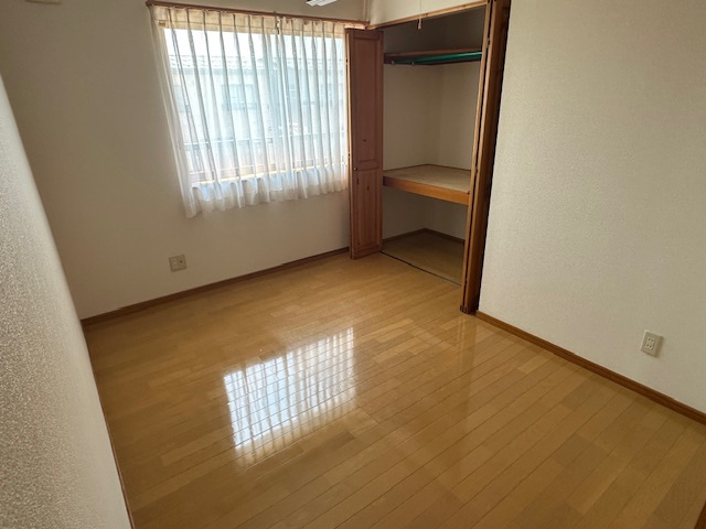 マイライフ東長浜Dの洋室