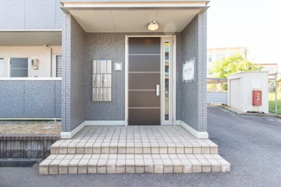 【エントランス】 | グレイス戸出