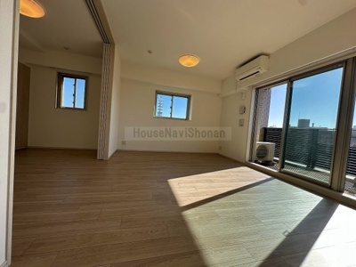 【居間・リビング】 | グランカーサ藤沢