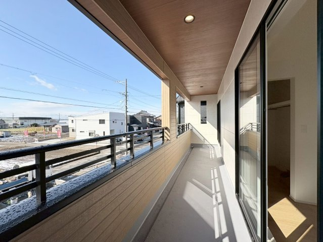 ブルーミングガーデン　江南市和田町本郷　全3区画分譲のバルコニー|バルコニーは南向きで洗濯物もよく乾きます！