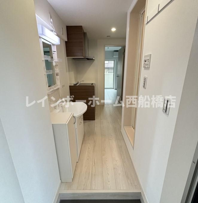 MELDIA新検見川Ⅲの玄関